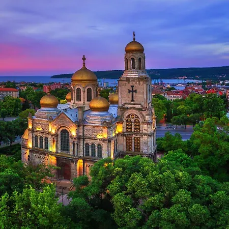 Lovely Nest With Glass Veranda Várna