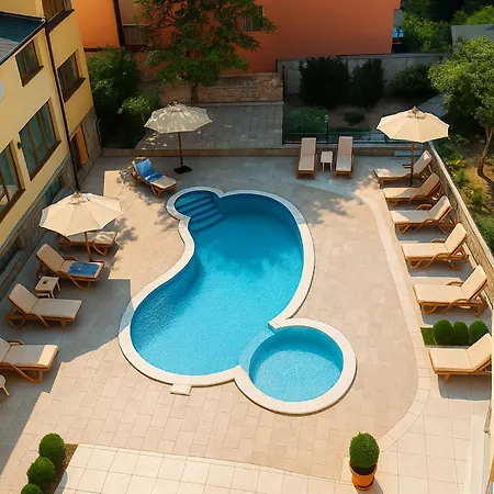 Lovely Nest With Glass Veranda Apartamento